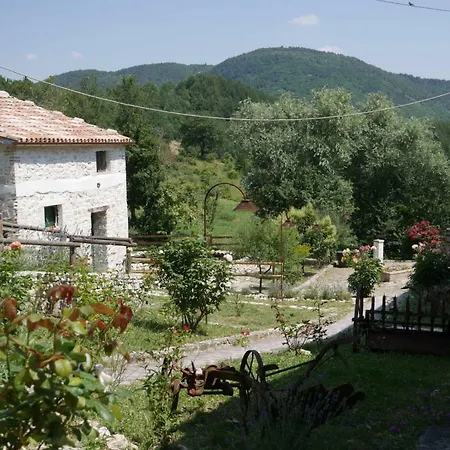 Appartamento Casa Gola Della Rossa Genga (Ancona)